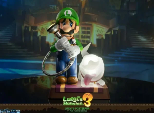 Luigi's Mansion 3 - Luigi 9" PVC Collector's Edition - Statue